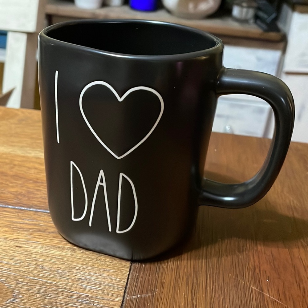 Brand new Rae Dunn Dad mug